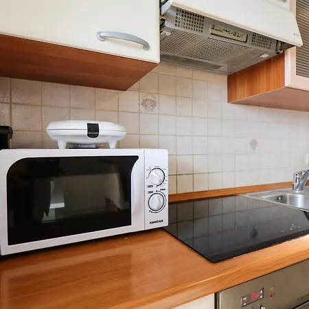 Apartment Apartments 150 M From Beach With Parking Ae1435 Zadar