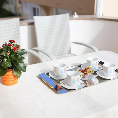Apartment Apartments 150 M From Beach With Parking Ae1435