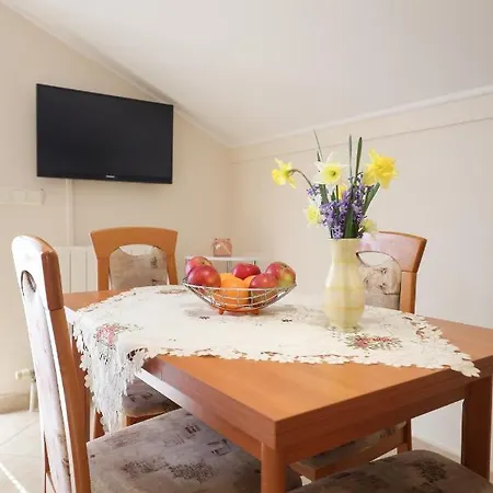 Apartment Apartments 150 M From Beach With Parking Ae1435