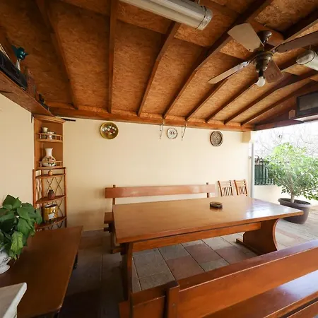 Apartments 150 M From Beach With Parking Ae1435 Zadar
